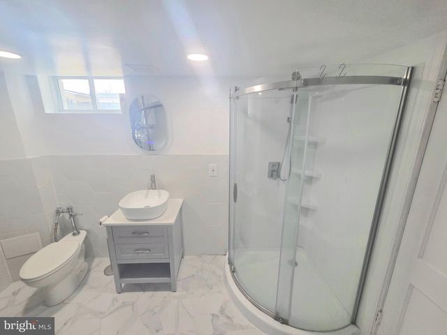 5311 MONTGOMERY ST, Springfield, VA 22151