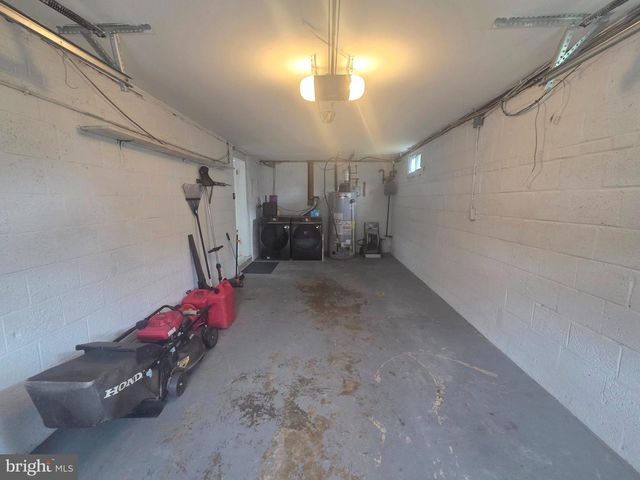 5311 MONTGOMERY ST, Springfield, VA 22151