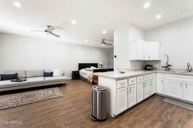 9030 N 48TH Place, Paradise Valley, AZ 85253