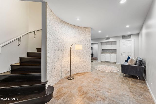 9030 N 48TH Place, Paradise Valley, AZ 85253