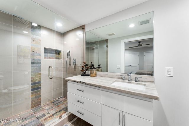 9030 N 48TH Place, Paradise Valley, AZ 85253