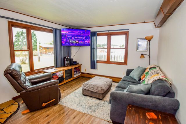 202 Central Avenue S, Park Rapids, MN 56470