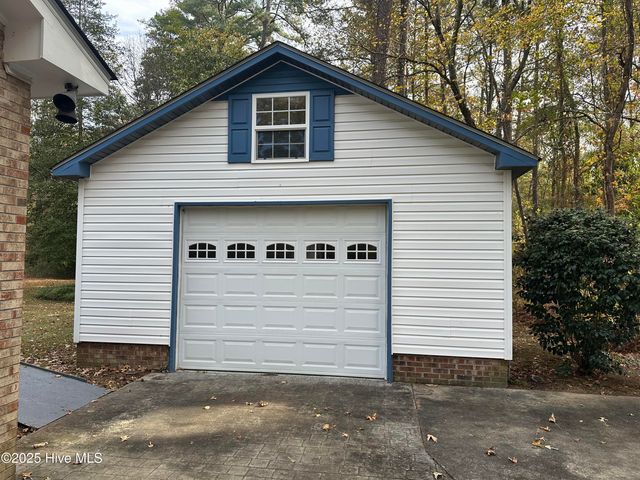 107 Matheson Drive, Ahoskie, NC 27910