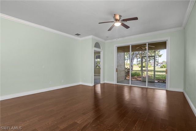 2263 Carnaby CT, Lehigh Acres, FL 33973