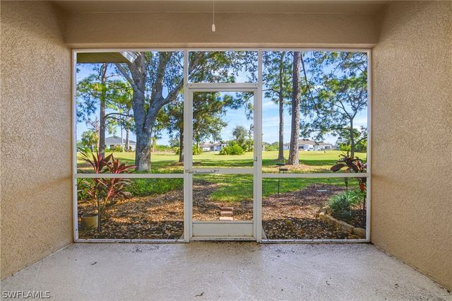 2263 Carnaby CT, Lehigh Acres, FL 33973