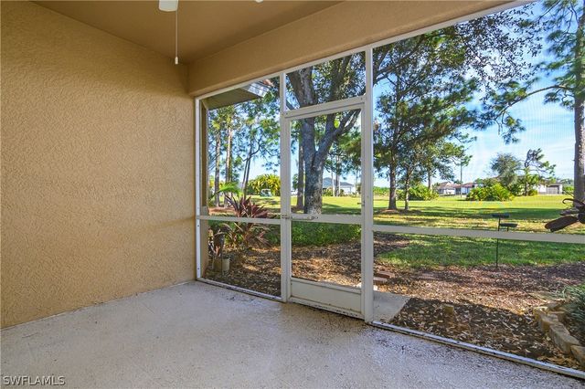 2263 Carnaby CT, Lehigh Acres, FL 33973