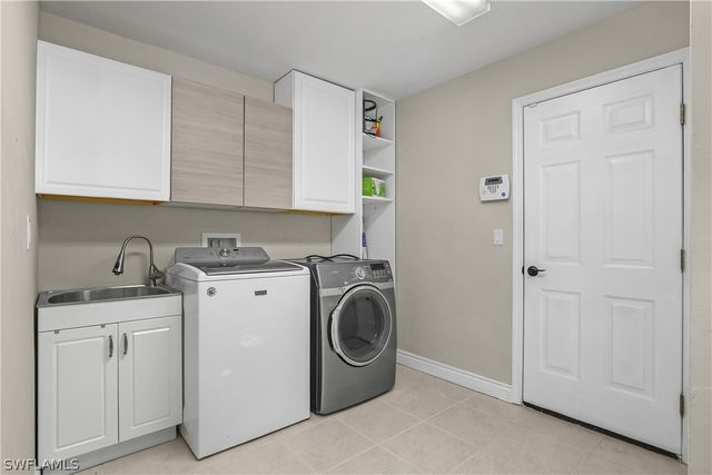 2263 Carnaby CT, Lehigh Acres, FL 33973