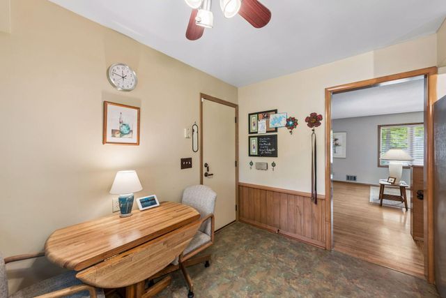 15509 Holdridge Road E, Wayzata, MN 55391