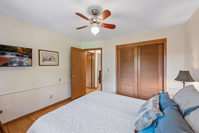 15509 Holdridge Road E, Wayzata, MN 55391