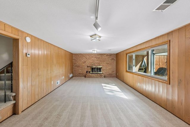 15509 Holdridge Road E, Wayzata, MN 55391