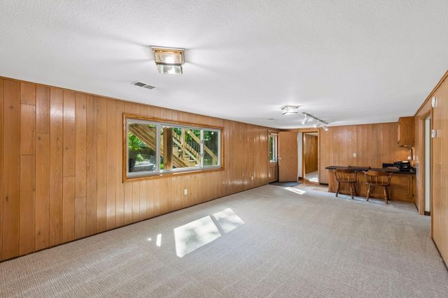 15509 Holdridge Road E, Wayzata, MN 55391