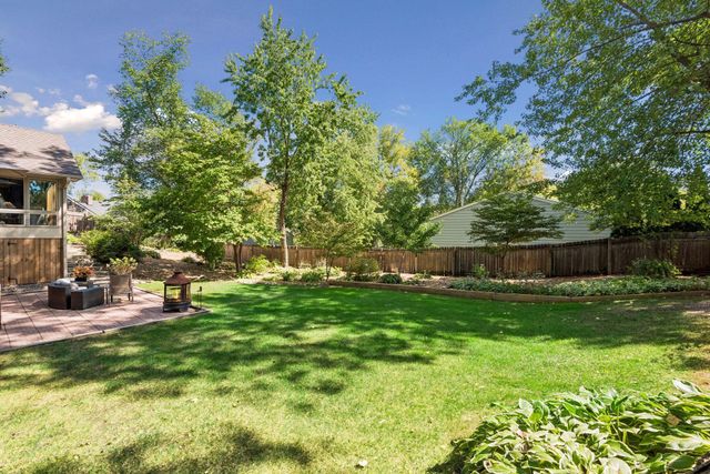 15509 Holdridge Road E, Wayzata, MN 55391