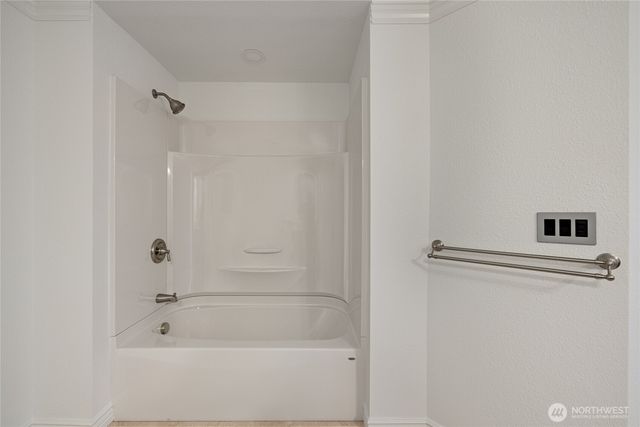 3334 Mercedes Drive NE, Lacey, WA 98516