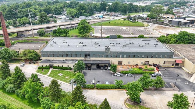 201 Price Road 217, Lexington, KY 40511