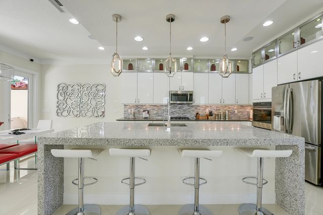 1022 Faulkner Terrace, Palm Beach Gardens, FL 33418
