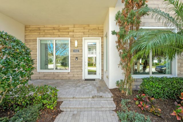 1022 Faulkner Terrace, Palm Beach Gardens, FL 33418