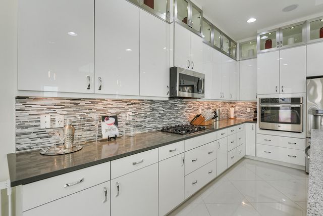 1022 Faulkner Terrace, Palm Beach Gardens, FL 33418