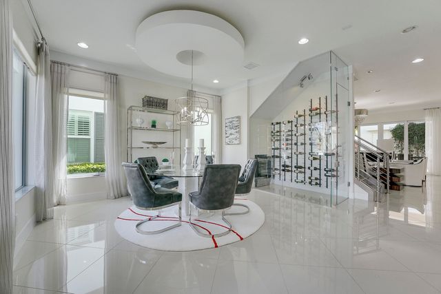 1022 Faulkner Terrace, Palm Beach Gardens, FL 33418