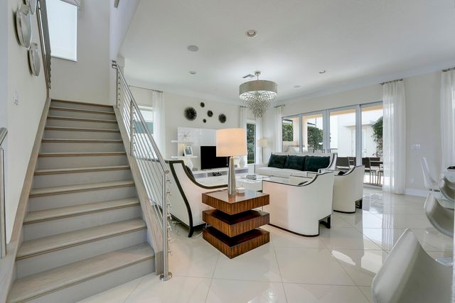 1022 Faulkner Terrace, Palm Beach Gardens, FL 33418