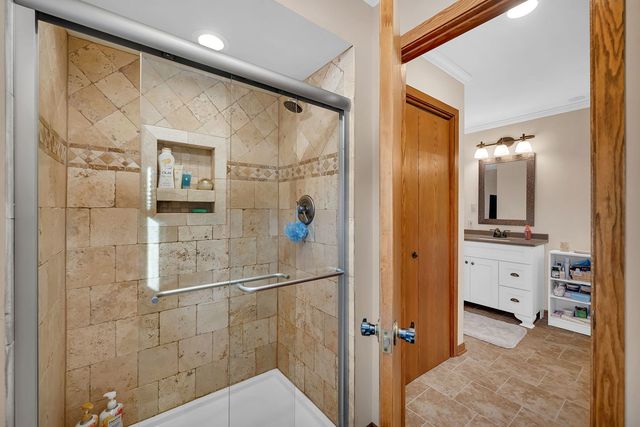 8627 Sunshine Lane, Orland Park, IL 60462