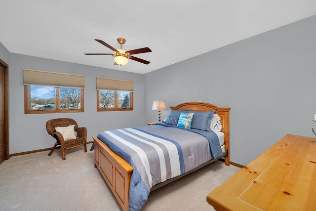 8627 Sunshine Lane, Orland Park, IL 60462