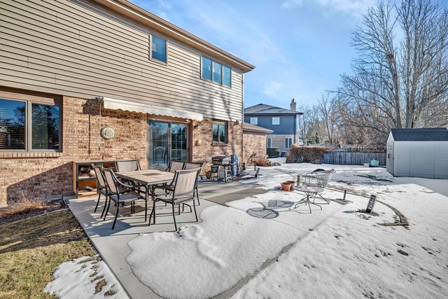 8627 Sunshine Lane, Orland Park, IL 60462