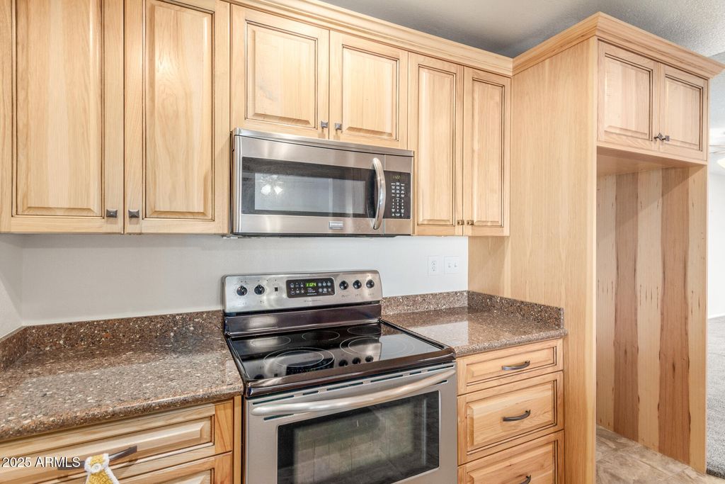 9732 W NEWPORT Drive, Sun City, AZ 85351 — photo 2