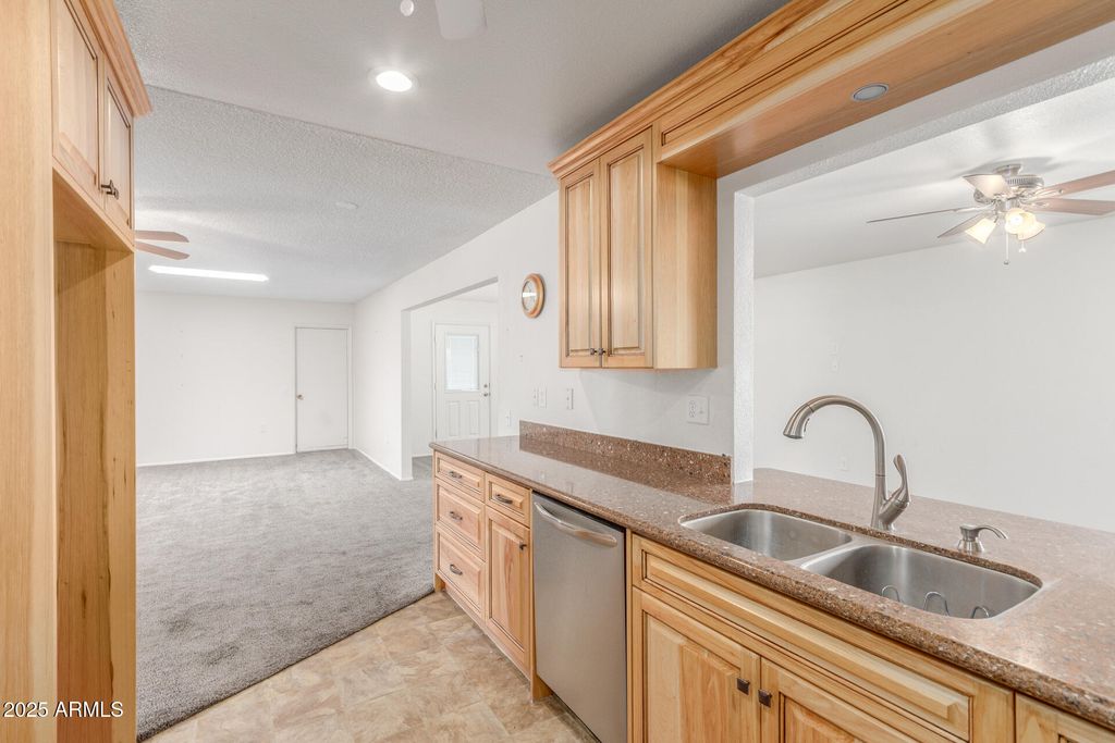 9732 W NEWPORT Drive, Sun City, AZ 85351 — photo 5