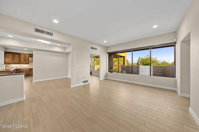 2960 W Lobo Road, Tucson, AZ 85742