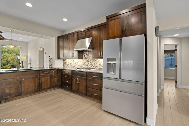 2960 W Lobo Road, Tucson, AZ 85742