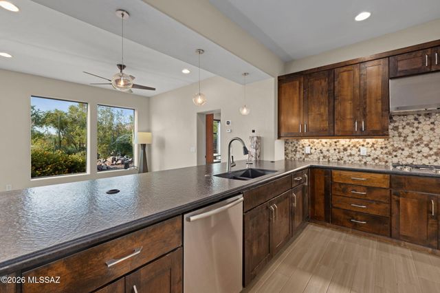 2960 W Lobo Road, Tucson, AZ 85742