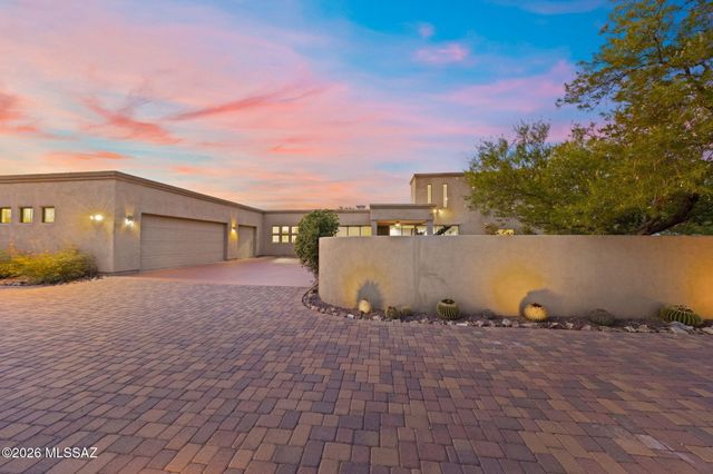 2960 W Lobo Road, Tucson, AZ 85742