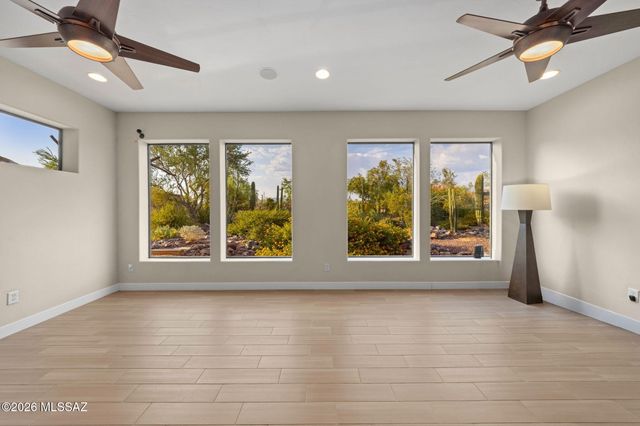 2960 W Lobo Road, Tucson, AZ 85742