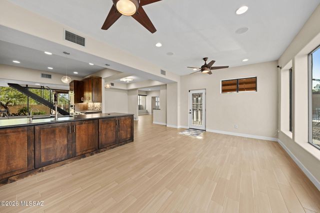 2960 W Lobo Road, Tucson, AZ 85742