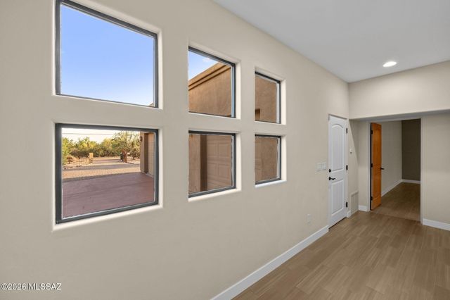 2960 W Lobo Road, Tucson, AZ 85742