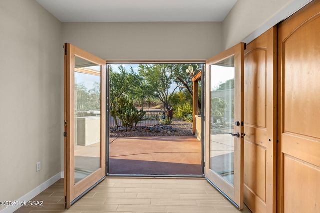 2960 W Lobo Road, Tucson, AZ 85742