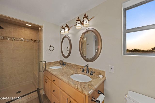 2960 W Lobo Road, Tucson, AZ 85742