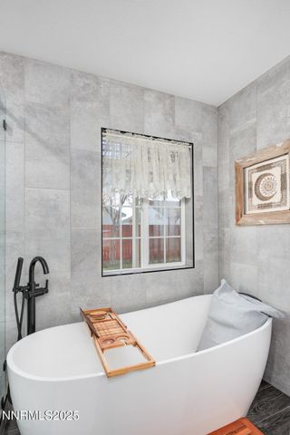 738 Noel Lane, Fallon, NV 89406