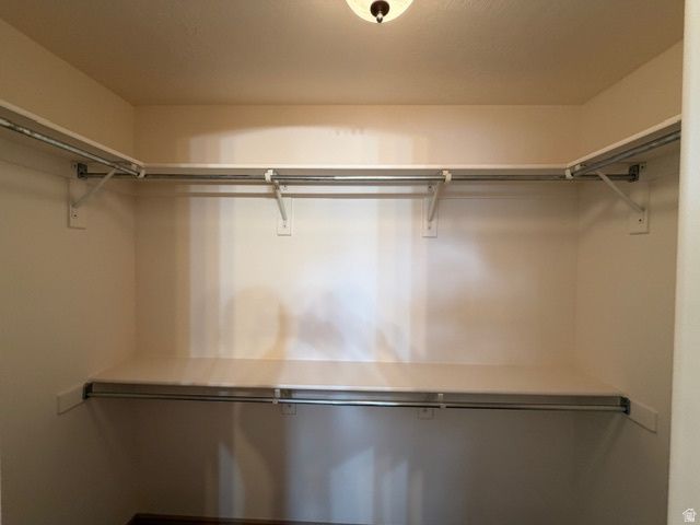 5689 W LUGANO DR, West Jordan, UT 84081