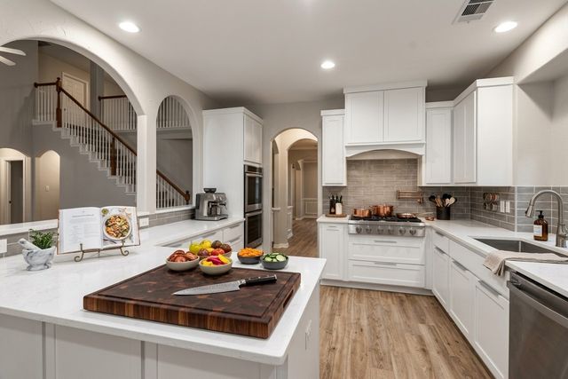 7 Saddlewood Court, Mansfield, TX 76063