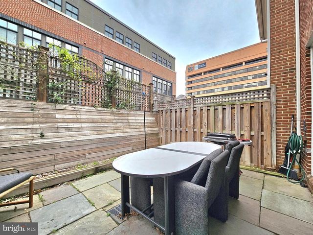 315 HEARTHSTONE MEWS, Alexandria, VA 22314