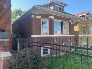 8838 S Wood Street, Chicago, IL 60620