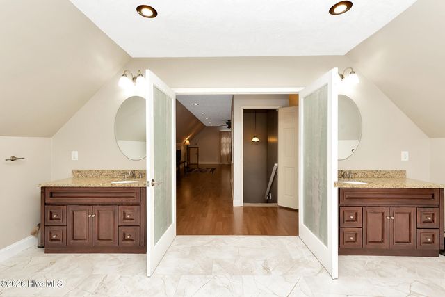 4609 Lobelia Road, Vass, NC 28394