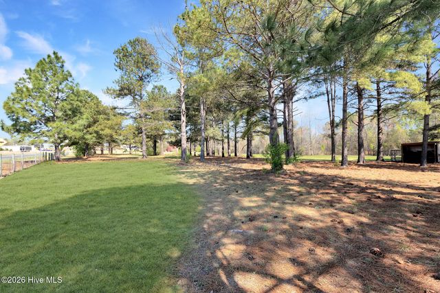 4609 Lobelia Road, Vass, NC 28394