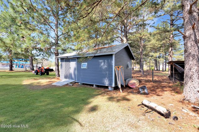 4609 Lobelia Road, Vass, NC 28394