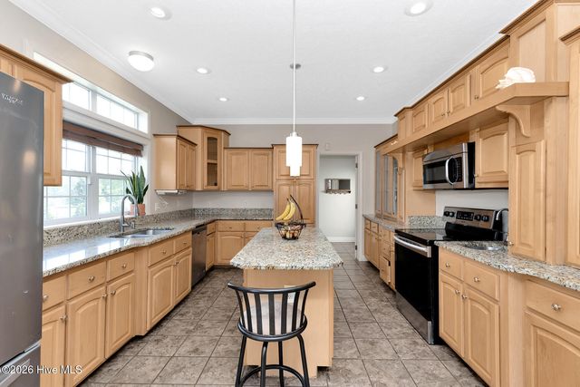 4609 Lobelia Road, Vass, NC 28394