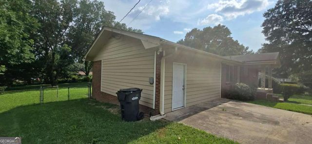 1156 E Fayetteville Road, Riverdale, GA 30296