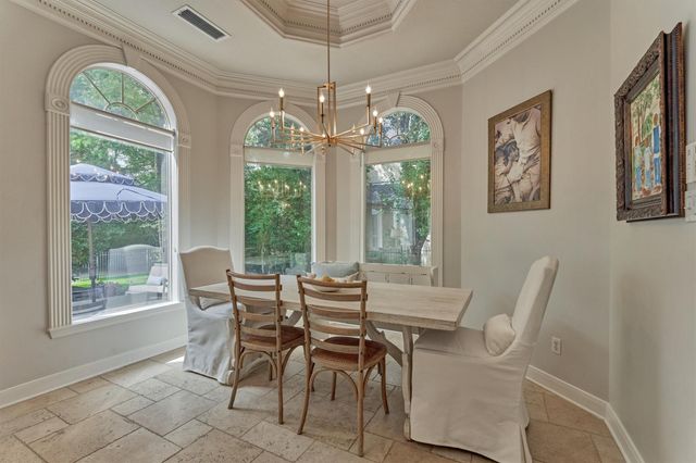 319 S Silvershire Circle, The Woodlands, TX 77381