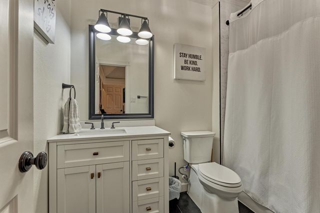 319 S Silvershire Circle, The Woodlands, TX 77381