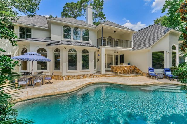 319 S Silvershire Circle, The Woodlands, TX 77381